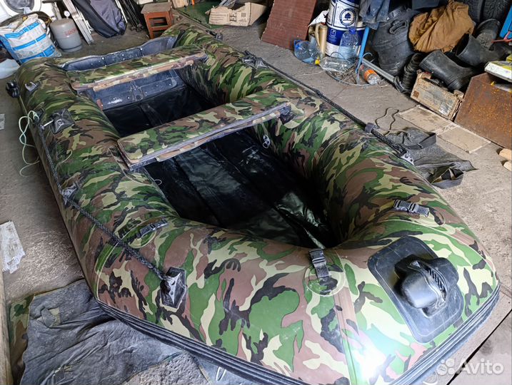 Лодка для рыбалки