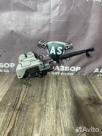 Porsche panamera 970 Замок крышки багажника