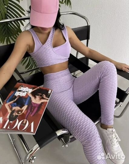 Спортивный костюм женский