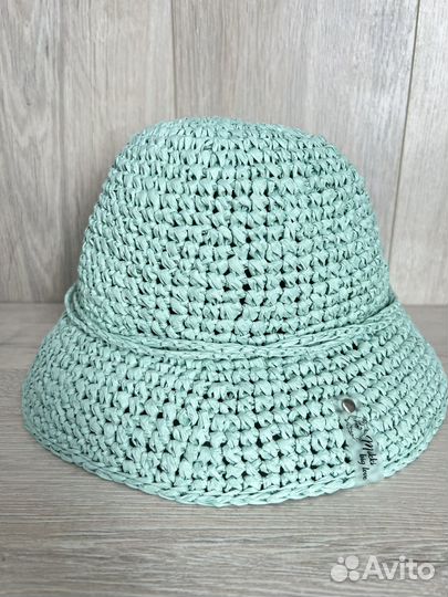 Панама из рафии