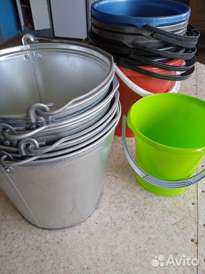 Ведро оцинкованное, пластиковое