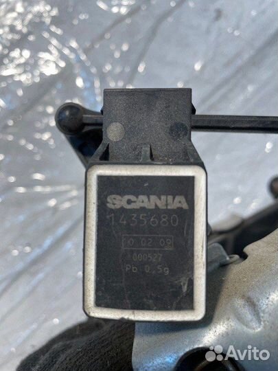 Блок педалей Scania