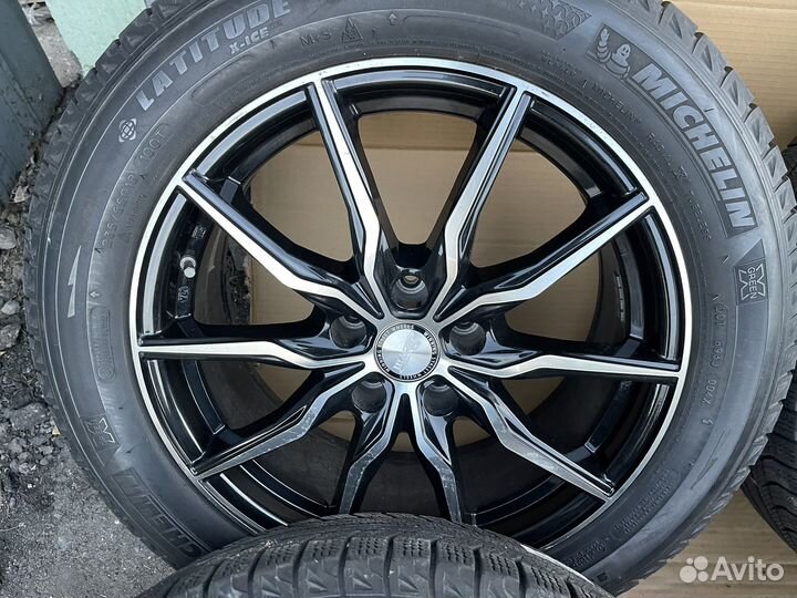 Колеса из японии RAV 4 235/55/18 5/114,3 зима