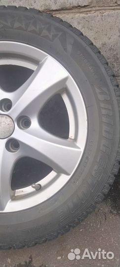 Bridgestone Ice Cruiser 7000 175/65 R14 82T