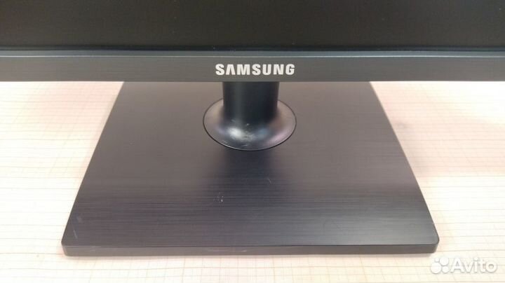 Монитор б/у 21.5