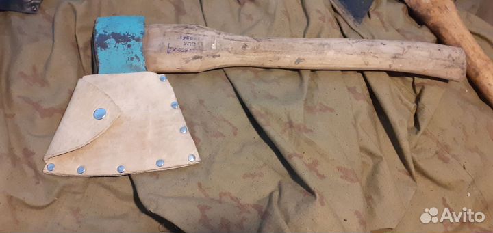 Чехол для топора из кожи