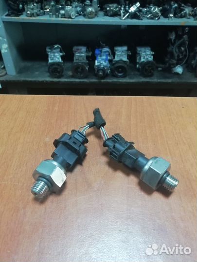 Датчик давления топлива opel 24418424