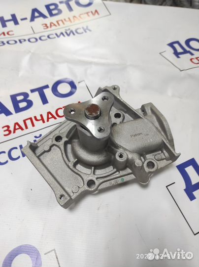 Помпа новая насос водяной (есть на разные авто )