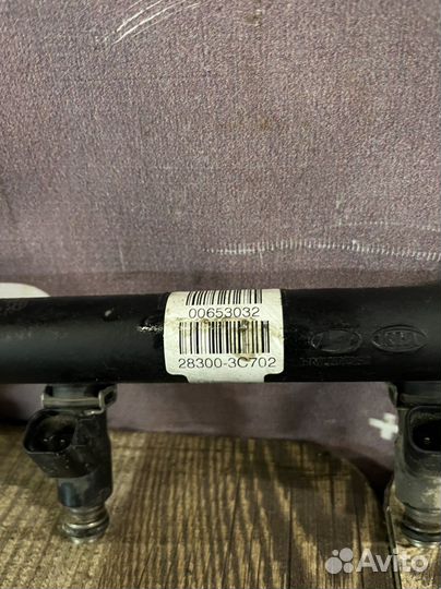 Рейка топливная(рампа) С форсунками Kia quoris 3.8