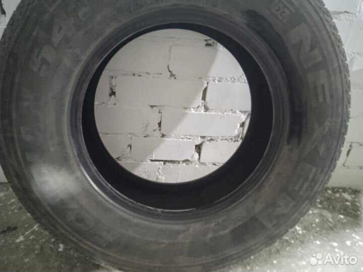 Nexen Roadian 541 235/75 R16