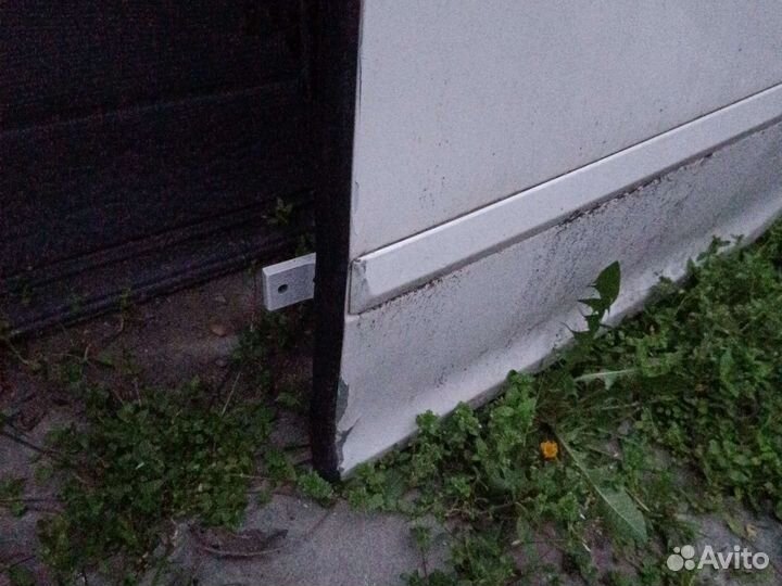 Дверь задняя левая