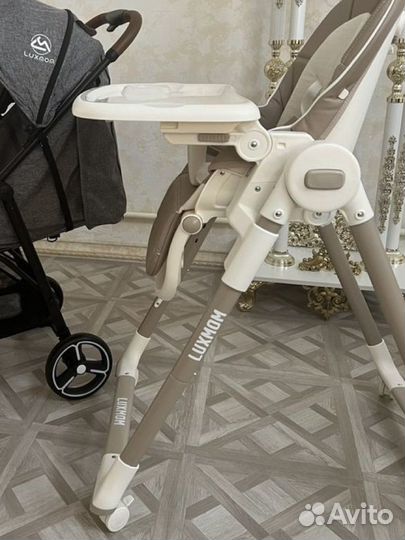 Коляска новая