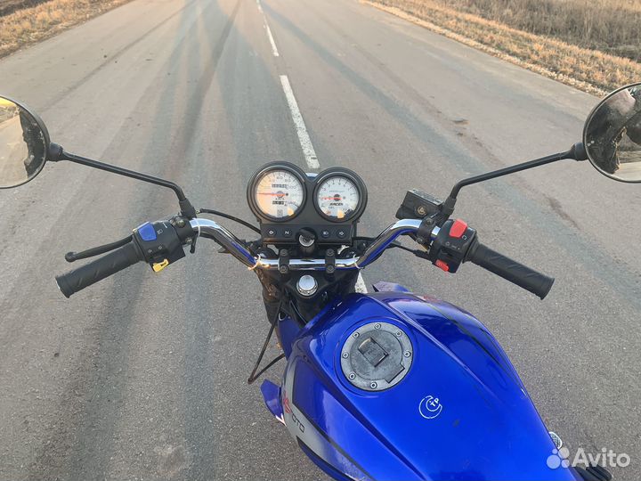 Мотоцикл 200