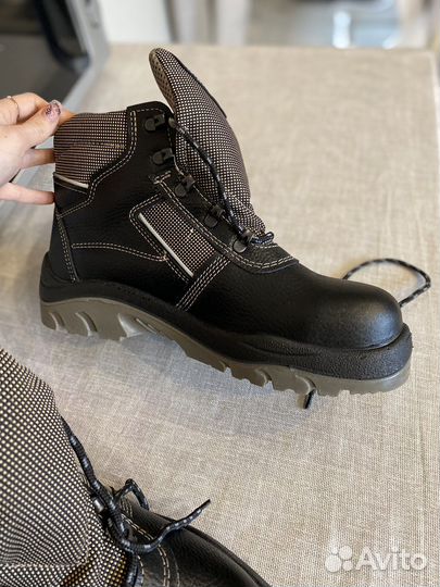 Строительные ботинки