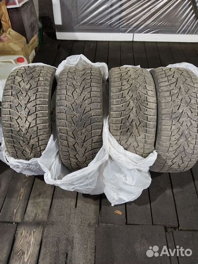 Toyo CFt 245/45 R18 100