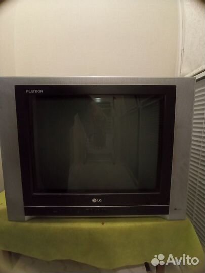 Телевизор LG flatron 32