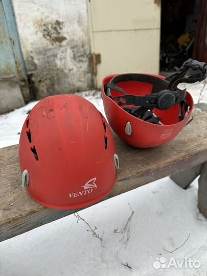 Каска альпинистская vento