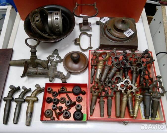 Вертки, коронки, заглушки от самовара. самовар