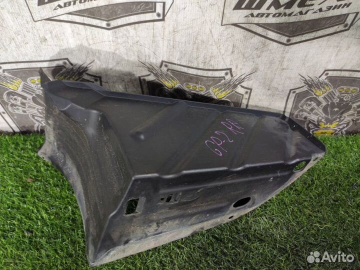 Подкрылок задний правый Honda Fit Shuttle