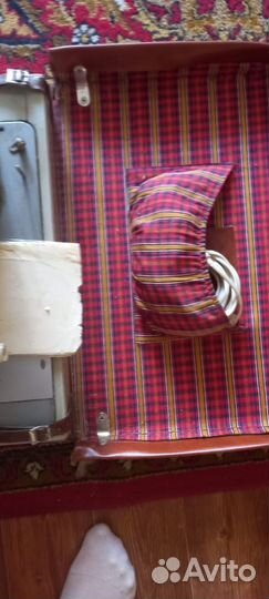 Швейная машинка Чайка 3