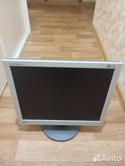 Монитор LG Flatron L1915S на запчасти