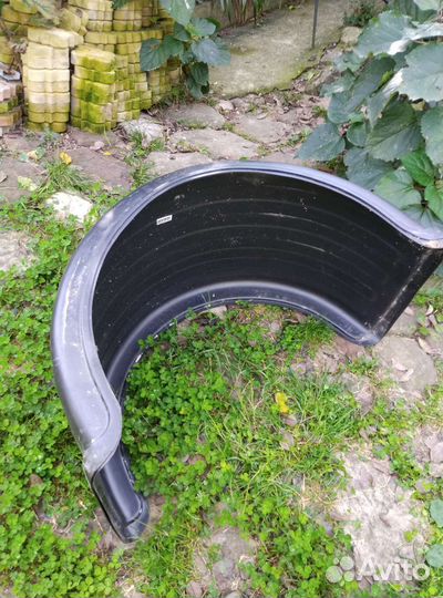 Подкрылки К-570