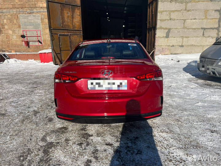 Автомобиль на запчасти Hyundai Solaris 2021