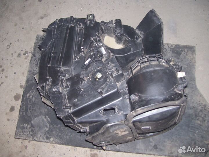 Форд фьюжен корпус отопителя