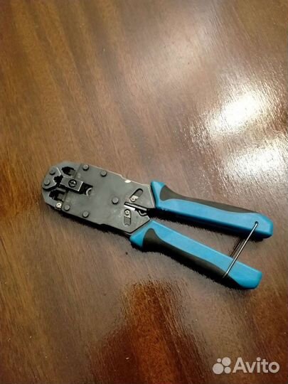 Для обжима компьютерного кабеля