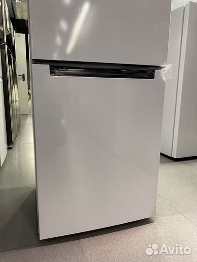 Холодильник Indesit DS 4200 W