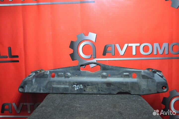 Дефлектор радиатора toyota corolla ZZE120