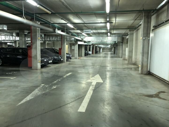 Машиноместо, 18 м²