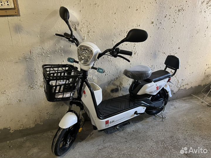 Электроскутер новая модель 2024