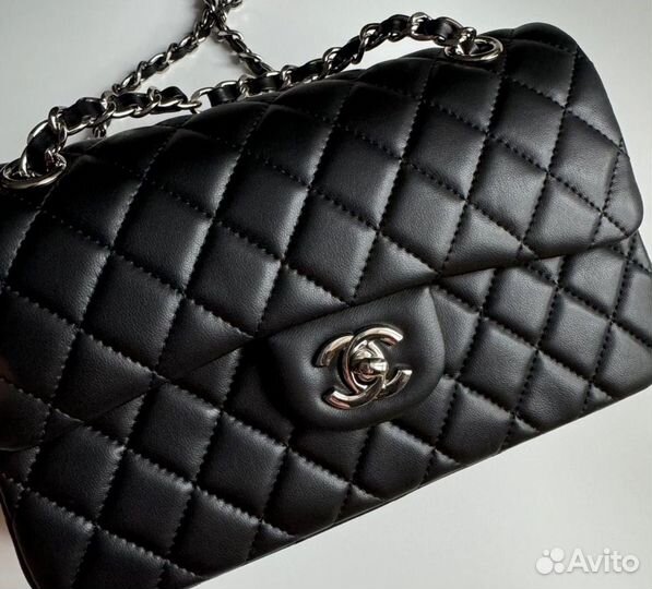 Сумка chanel mini