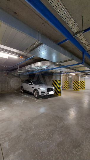 Машиноместо, 13 м²