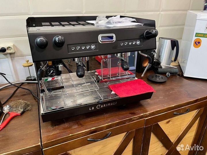 Кофемашина для кофейни бара 2 ух рожковая Carimali