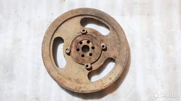 Шкив верхнего вала наклонной камеры комбайна Нива
