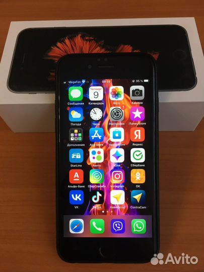 Телефон iPhone