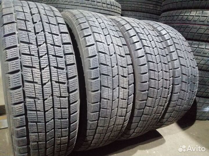 Dunlop DSX-2 215/60 R17