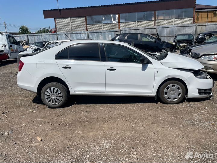 Skoda Rapid в разборе