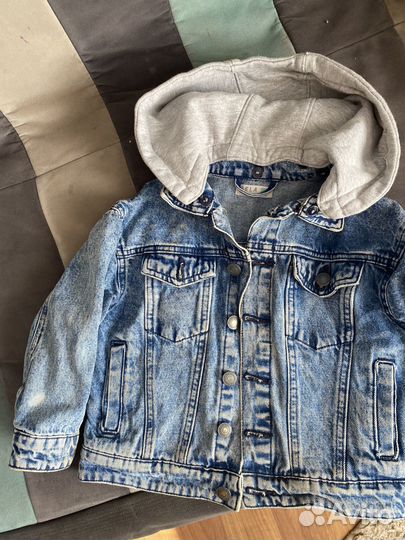 Джинсовая куртка