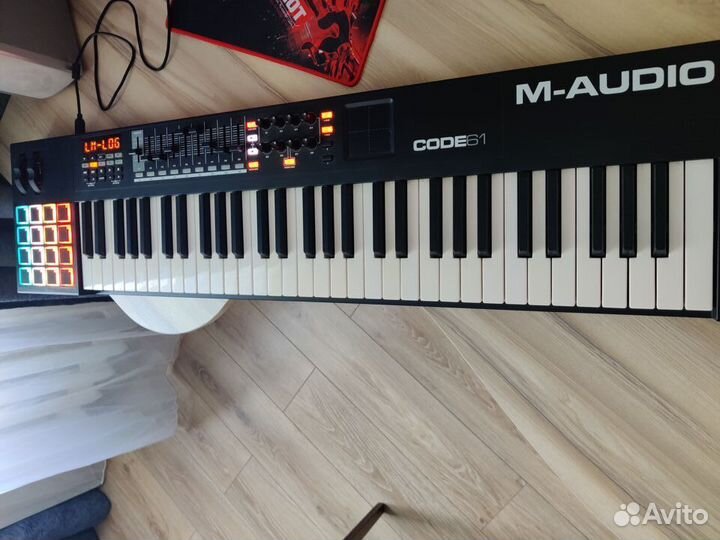 Midi-клавиатура M-Audio code 61