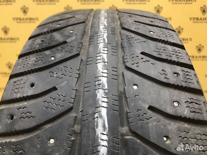 Bridgestone Ice Cruiser 7000 205/60 R16 92T