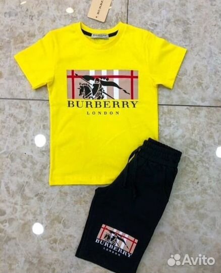 Костюм футболка и шорты,128