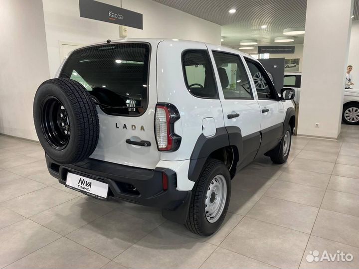 ВАЗ Niva Travel 1.7 МТ, 2024
