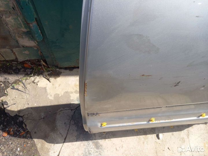 Дверь Chevrolet Niva задняя левая