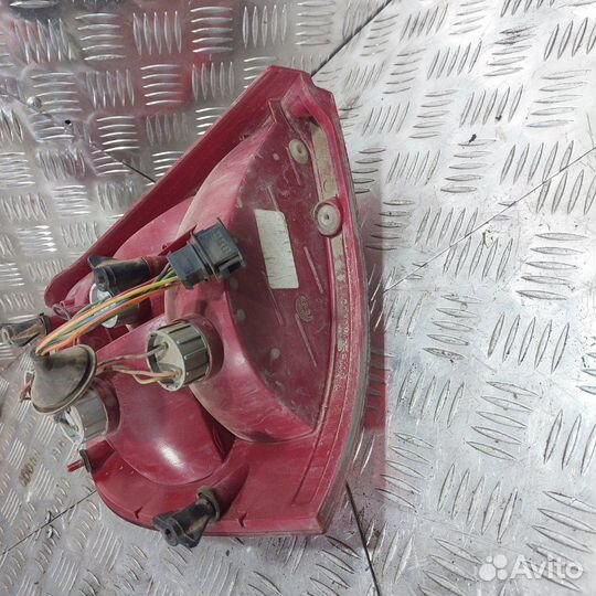 Фонарь задний правый LADA Kalina седан 11183 2009