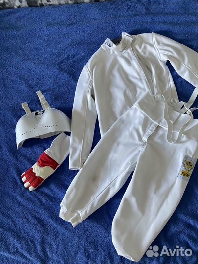 Костюм для фехтования