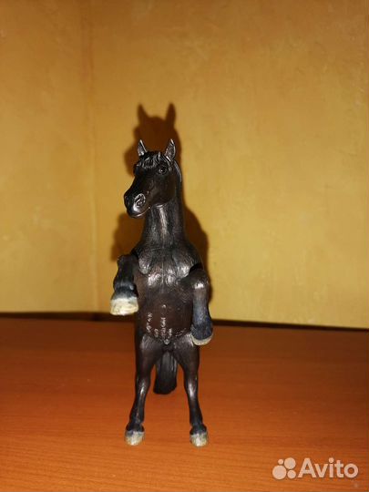 Фигурка лошади Schleich