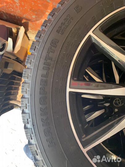 Комплект колёс на toyota RAV4 225/60/R17